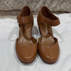 Easy Spirit Tan Mary Jane Heels